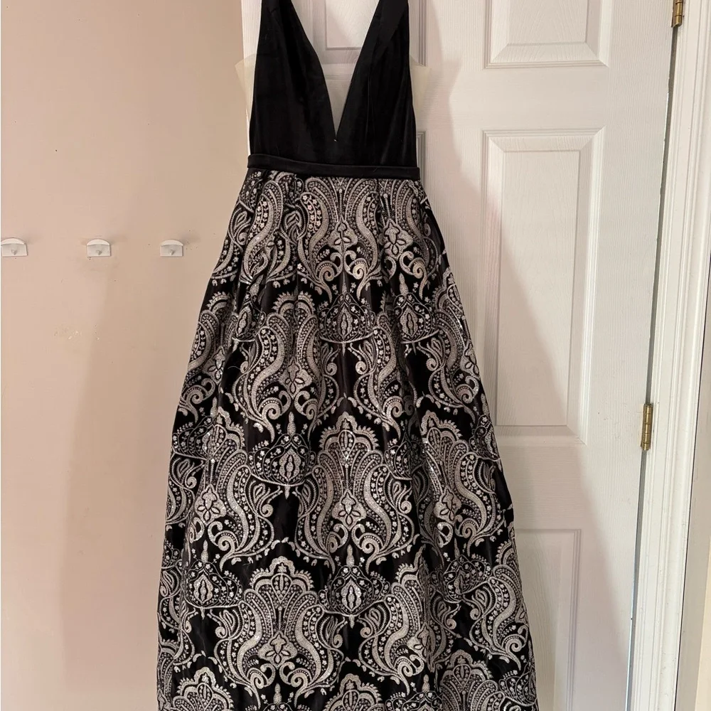 Chic Black and White Prom Dress - Picture 1 of 3
